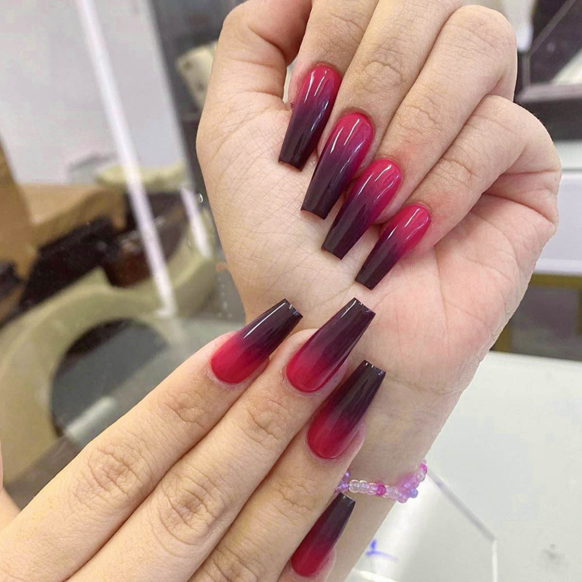 Red to Black Ombre Nails That Wow
