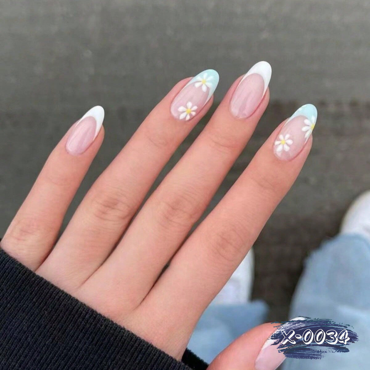 Soft Pastel Ombre Nails with Floral Touch