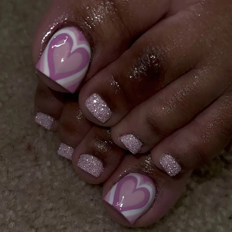 Glittering Sweetheart Short Nails