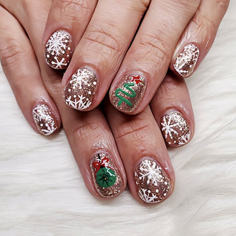 Gold Snowflake Winter Nail Glamour