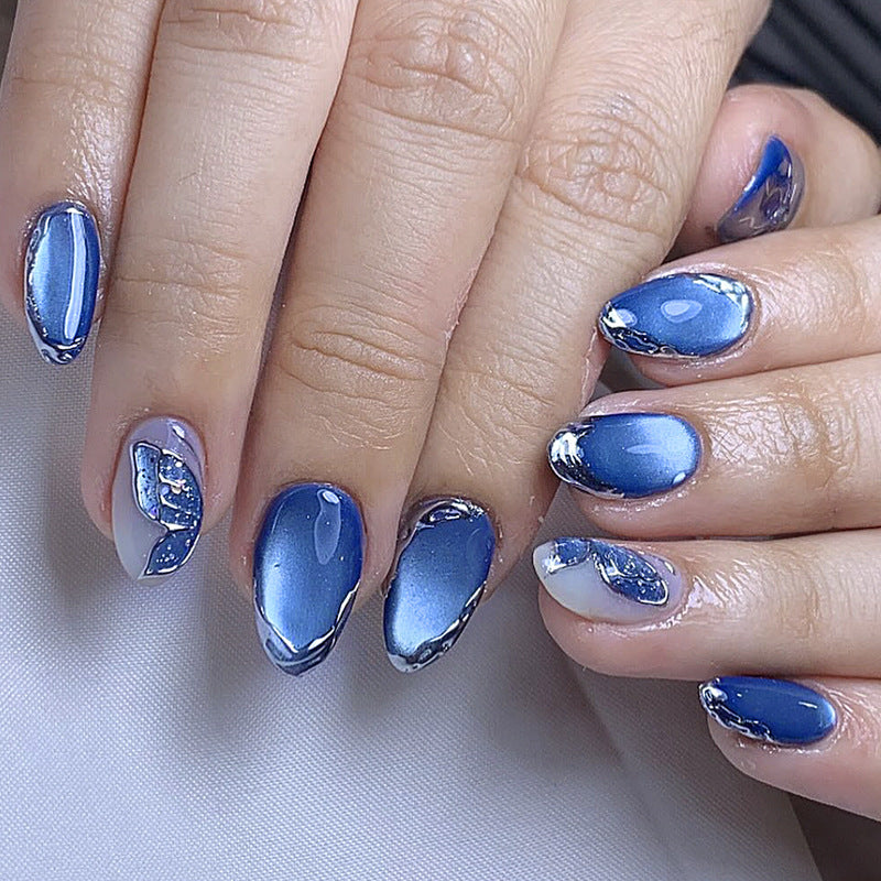 Ocean Bliss Medium Oval Blue Ombre Nail Set with Unique Metallic Accents