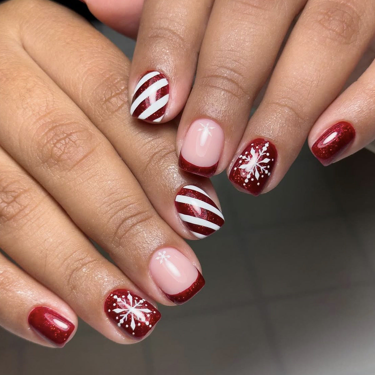 Winter Wonderland Short Square Red with Sparkling Accents and Festive Snowflake Design Press On Nail Set