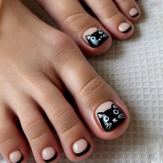 Whimsical Cat Theme Short Square Black and White Cat Design Toenail Set