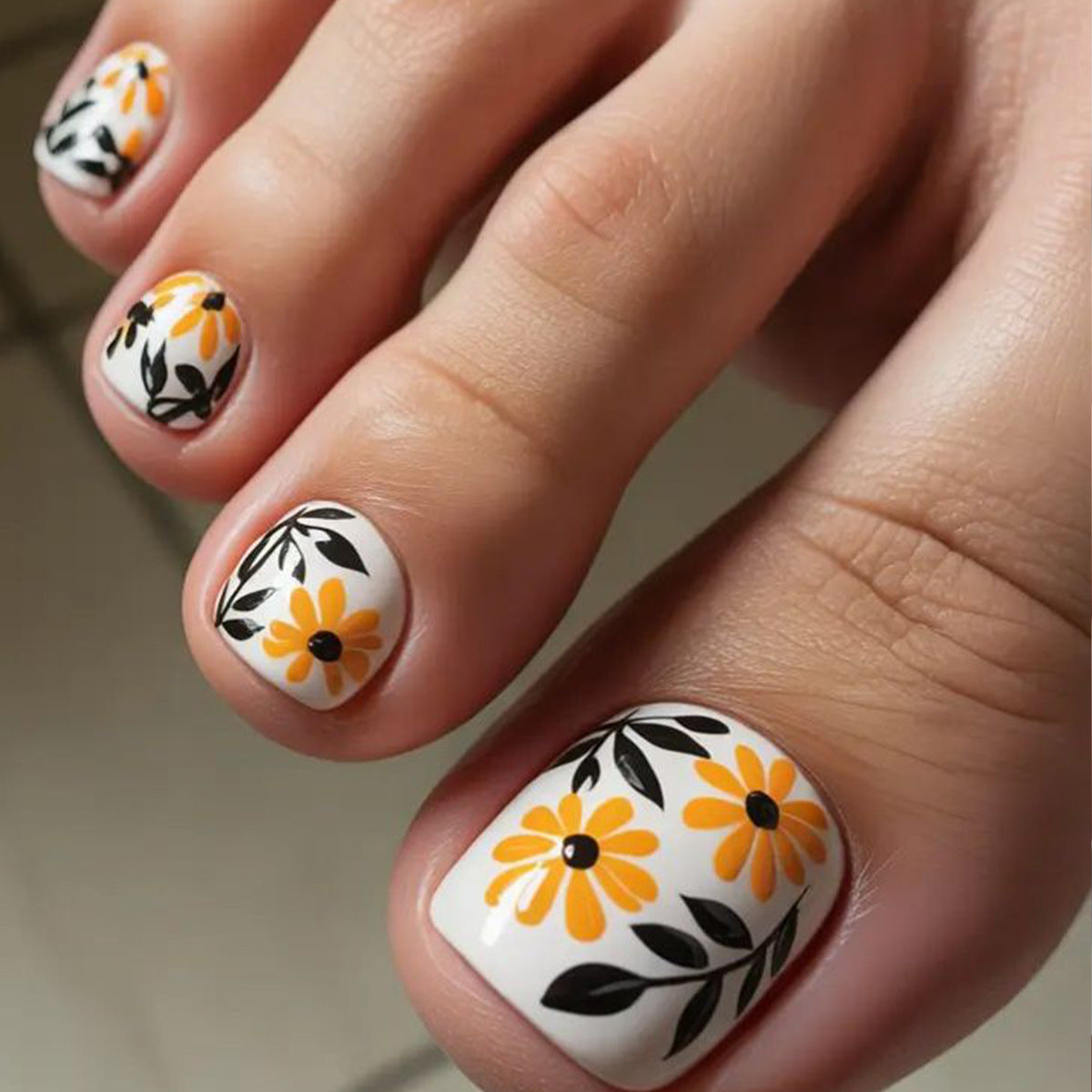 Floral Bliss Short Square White with Vibrant Floral Design Press-On Toenail Set