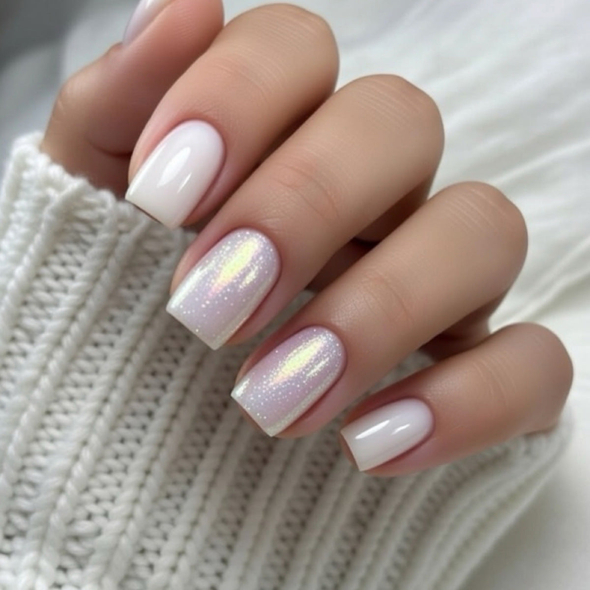 Elegant Pearl Short Square White Iridescent Press On Nail Set