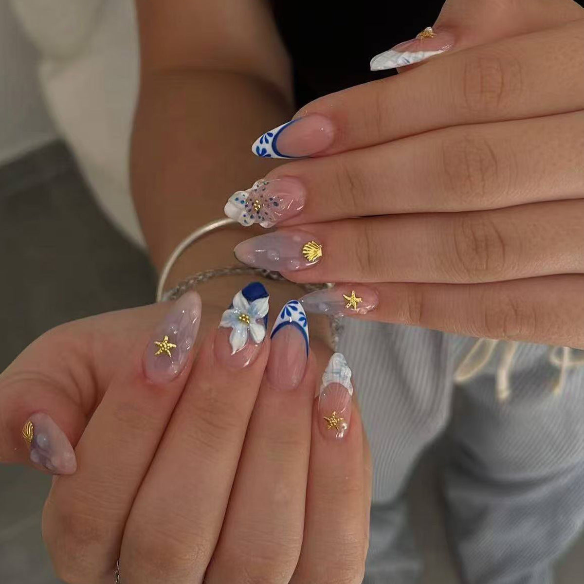 Coastal Elegance Medium Almond Blue and White Floral Nail Press Set