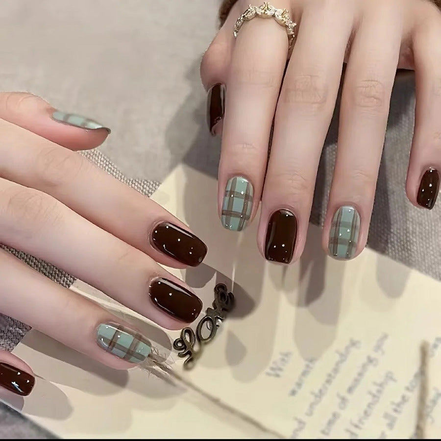 Autumn Elegance Short Square Brown and Green Plaid Press On Nail Set for Chic Style