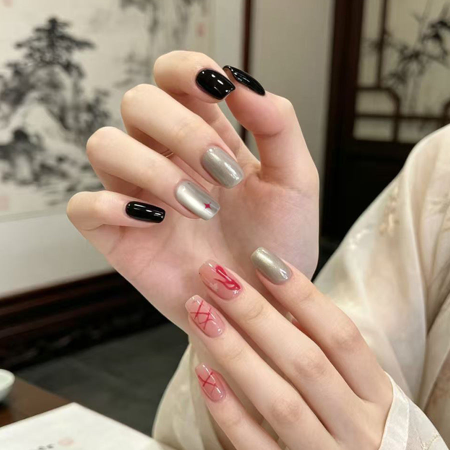 Elegant Chic Medium Square Black and Silver Press On Nail Set with Unique Art Design