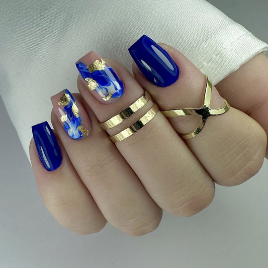 Elegant Ocean Wave Medium Square Blue Press On Nail Set with Gold Flake Accent
