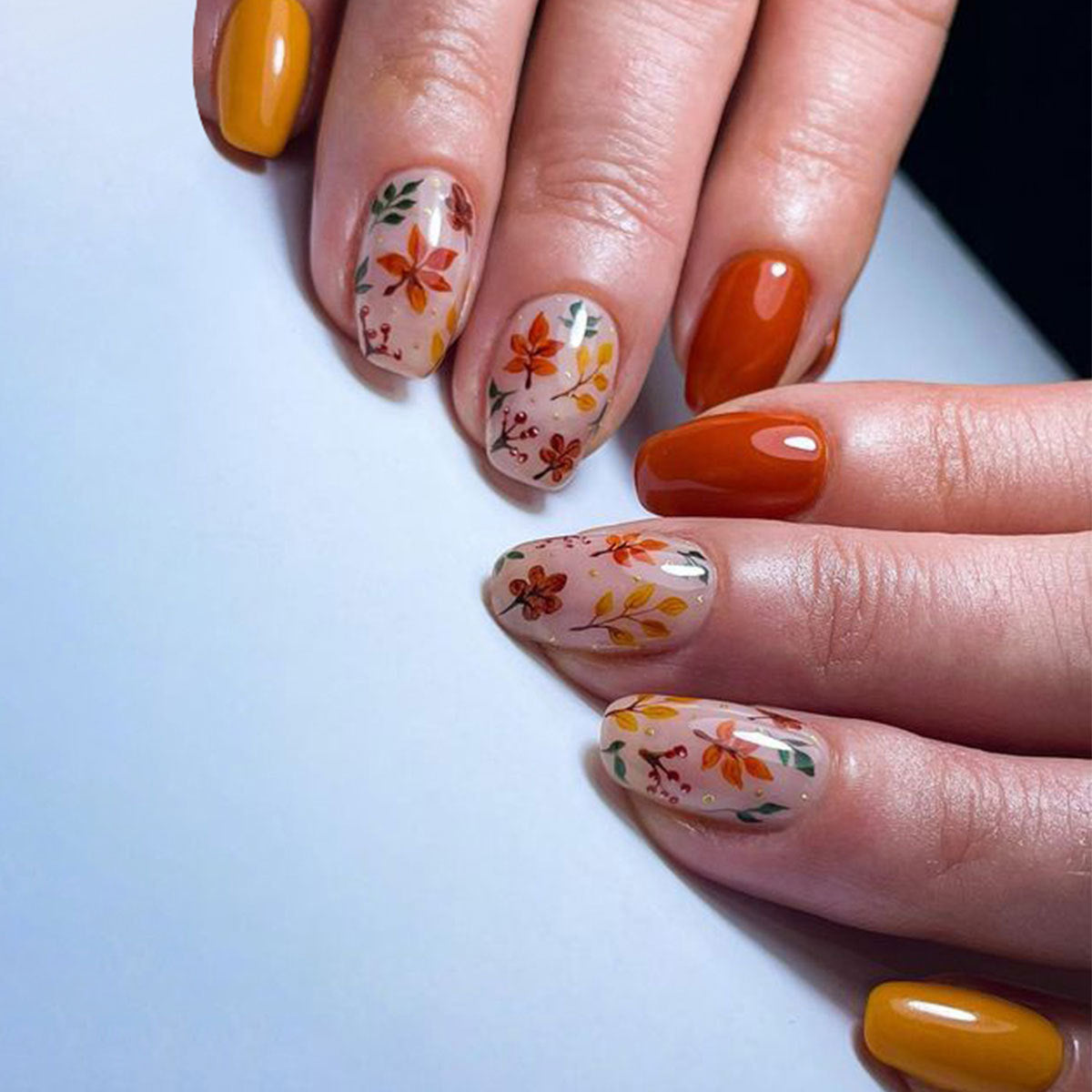 Bohemian Elegance Short Coffin Orange and Beige Floral Press-On Nail Set