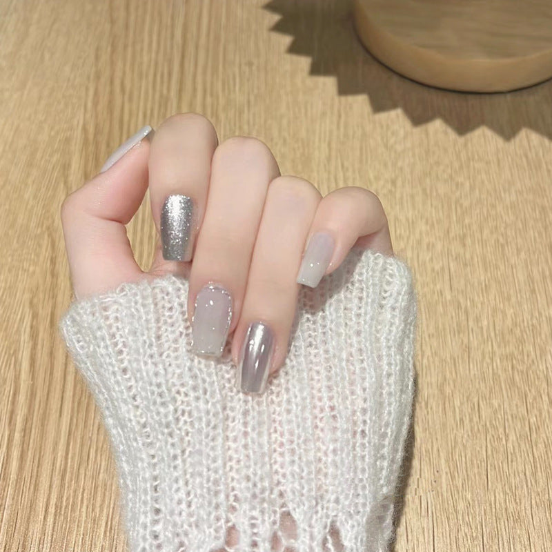 Chic Winter Wonderland Medium Square Silver Press On Nail Set with Sparkling Accents