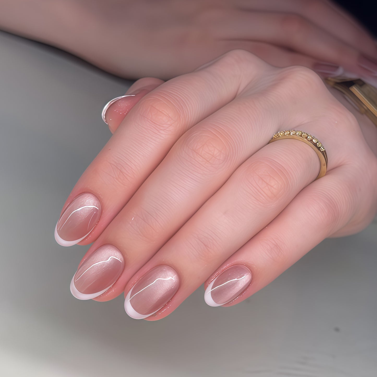 Chic Elegance Short Almond Clear Pink Design Press-On Nail Set with Glossy Finish