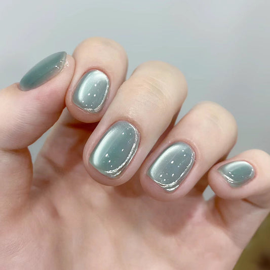 Mystical Forest Short Squoval Green Ombre with Sparkling Finish Press-On Nail Set