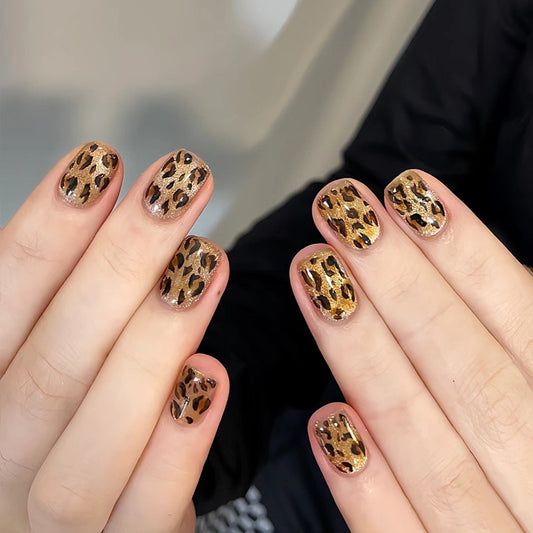 Wild Safari Glamour Bold Short Square Shaped Glittering Gold Leopard Print Press On Nail Set
