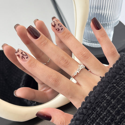 Chic Leopard Inspired Short Square Burgundy and Beige Nail Set with Unique Animal Print Accent