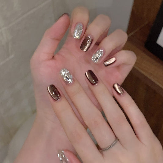 Glamorous Elegance Short Square Ombre Brown and Glittering Silver Press on Nail Set