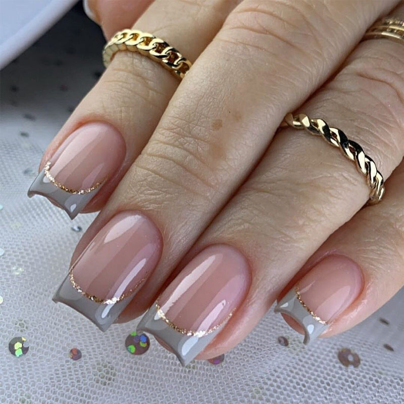 Elegant Dreamy Short Square Nails in Soft Pink and Chic Gray with Glamorous Gold Accent