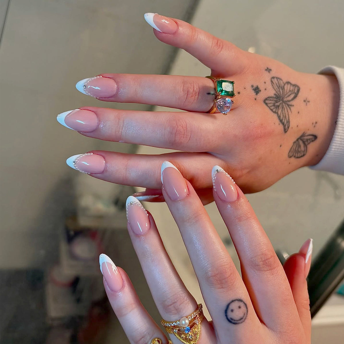 Chic Romantic Medium Almond French Tip Press On Nail Set