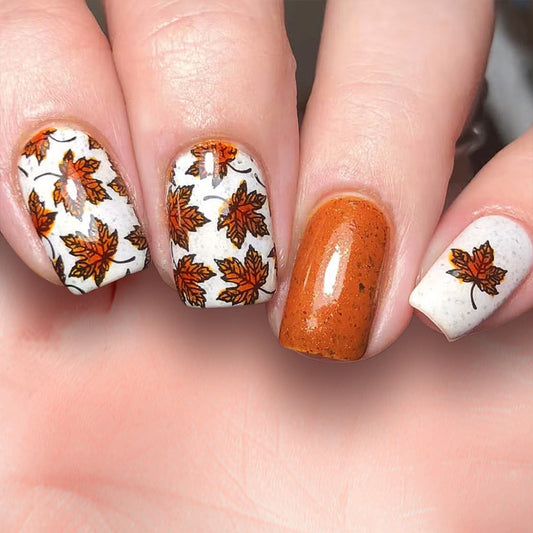 Autumn Bliss Medium Square Orange and White Leaf Patterned Press on Nail Set with Glitter Finish