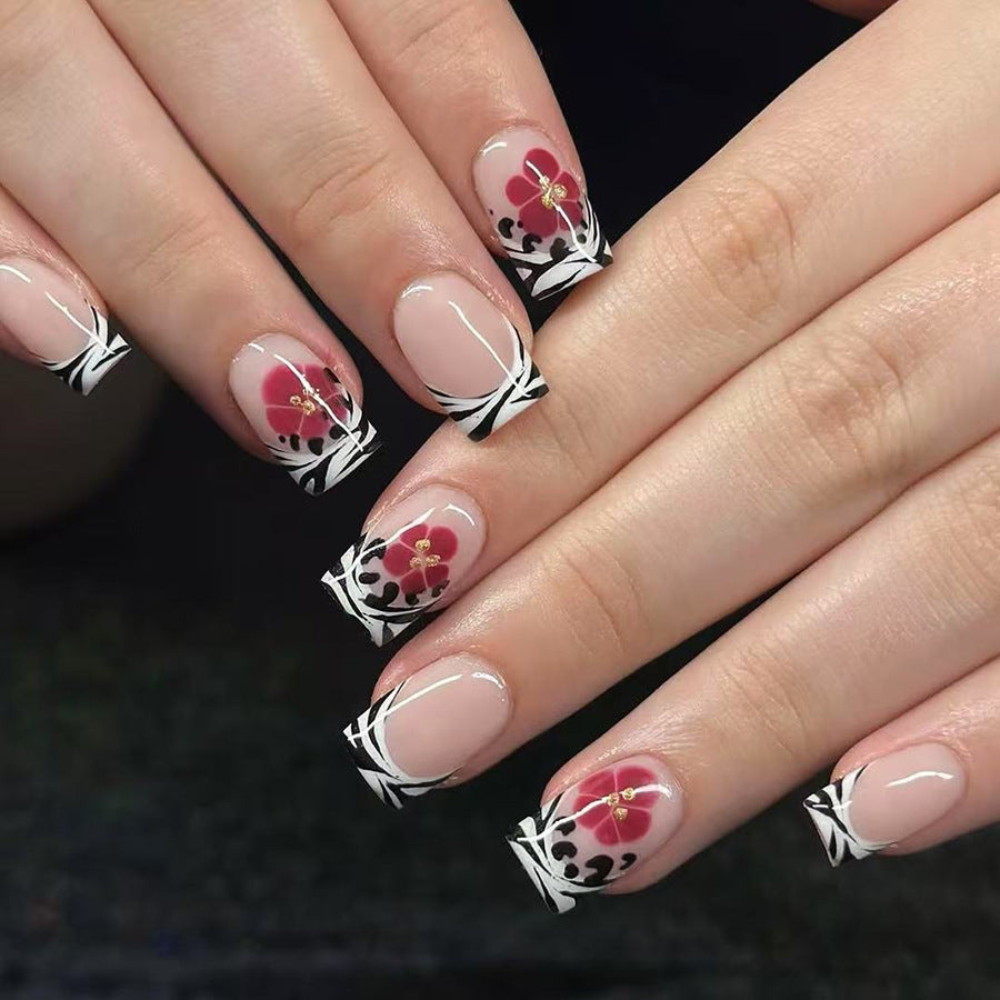 Blooming Elegance Medium Square Beige with Floral Detailing Press On Nail Set