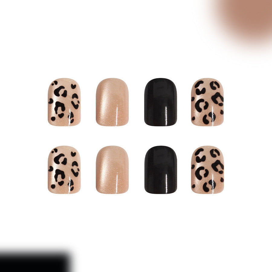 Wild Safari Inspired Short Square Beige and Black Leopard Print Press-On Nail Set with Shimmering Accent