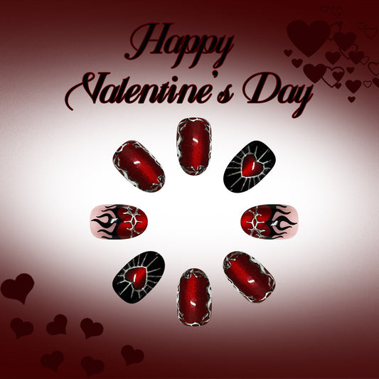 Romantic Flames Short Round Crimson and Black Nail Set with Heart Design