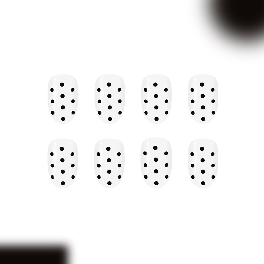 Polka Dot Dream Medium Round White with Playful Dots Nail Set