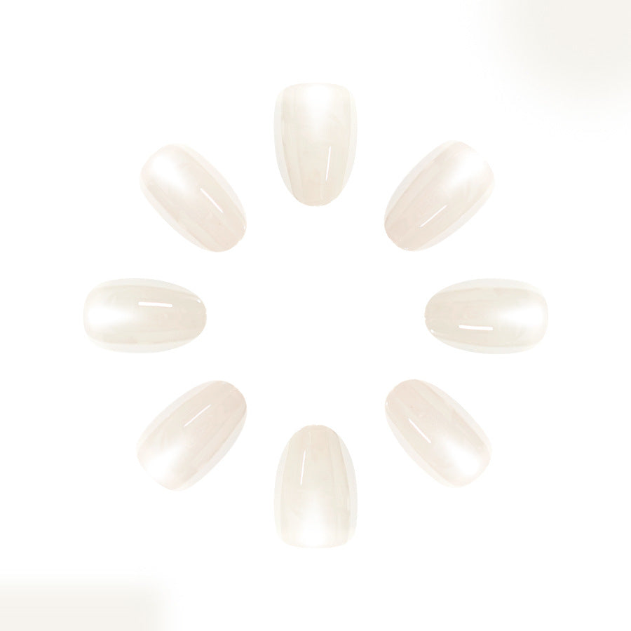 Radiant Elegance Short Oval Pearl Finish Press On Nail Set