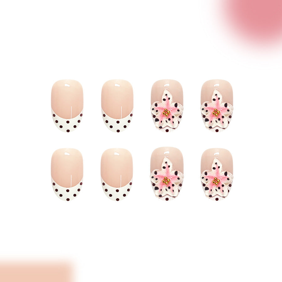 Blossom Inspiration Short Round Pink Nail Set with Floral Design