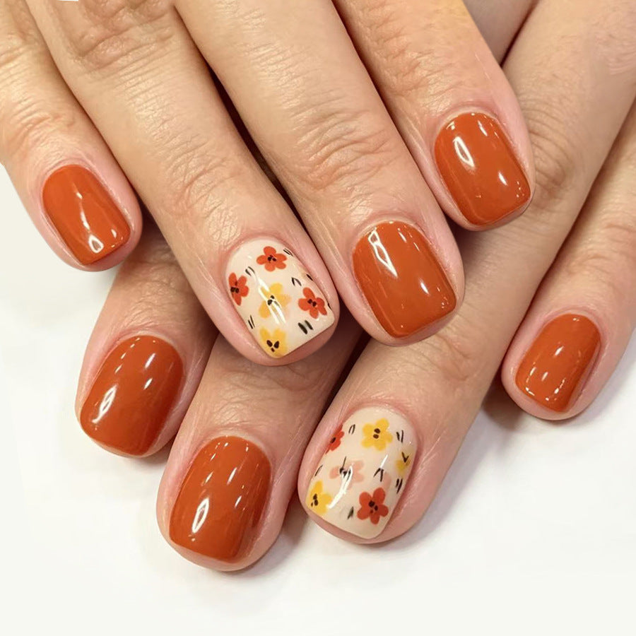 Bohemian Floral Short Square Orange and Cream Press-On Nail Set with Creative Flower Design