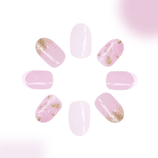 Charming Blossom Short Oval Soft Pink Nails Featuring Elegant Gold Accents