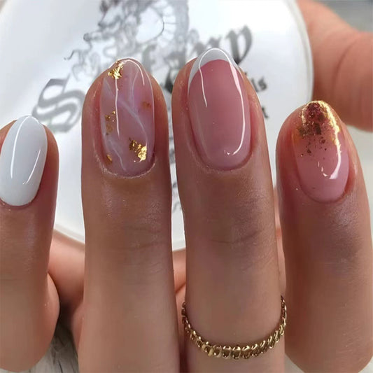 Glamorous Elegance Short Oval White and Pink Nail Set with Stunning Gold Accents