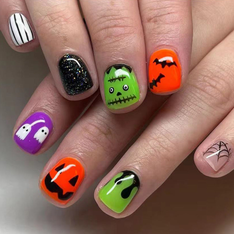 Spooky Glam Short Square Multicolor Halloween-Themed Press-on Nail Set with Glitter Accents and Festive Designs