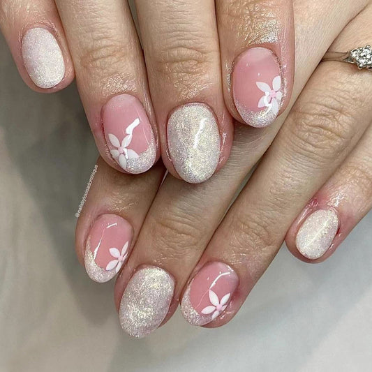 Elegance Pearl Oval Shape Shimmering Pink Floral Press On Short Nails with Iridescent Glitter Accents