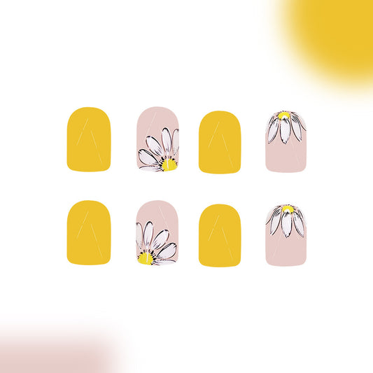 Sunny Floral Delight Short Square Yellow and Beige Press On Nail Set Featuring Charming Daisy Artistry