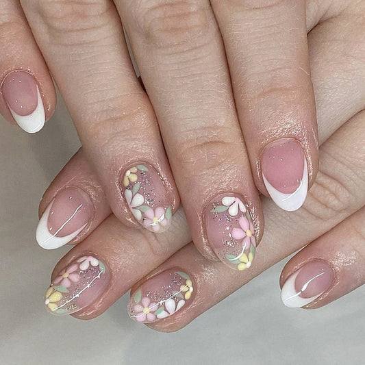 Enchanting Floral Elegance Short Round Pink with White Tips and Delicate Flower Accents Press-On Nail Set
