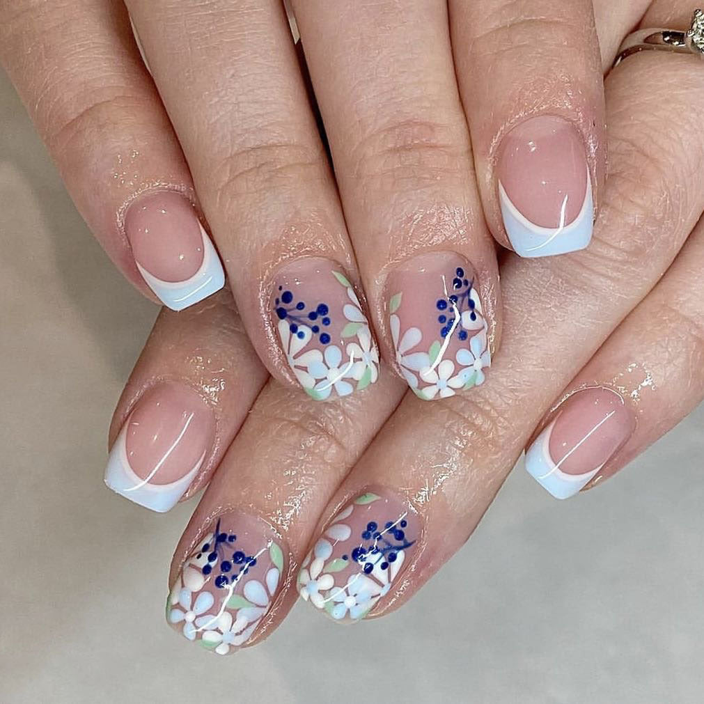 Blossom Fantasy Short Square Light Pink with Elegant Floral Design Press On Nail Set