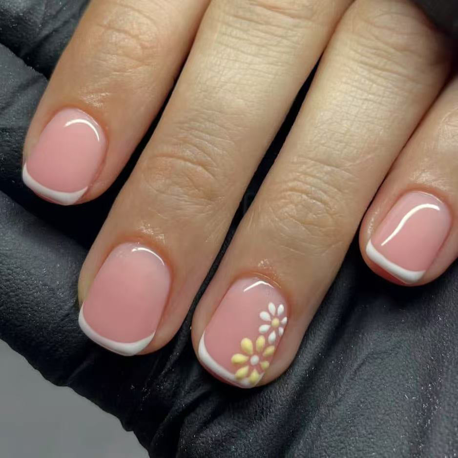 Blooming Elegance Short Square Pink Press On Nail Set with Charming Floral Accent