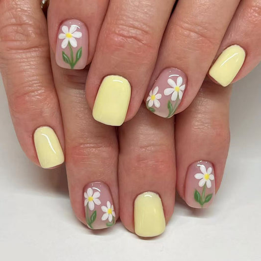 Sunny Meadow Short Square Yellow and Pastel Pink Floral Press On Nail Set with Striking Daisy Design