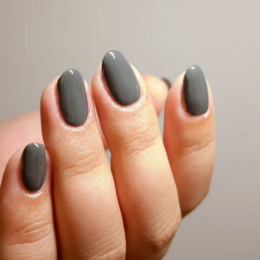 Chic Elegance Medium Oval Gray Glossy Press-On Nail Set with Smooth Finish