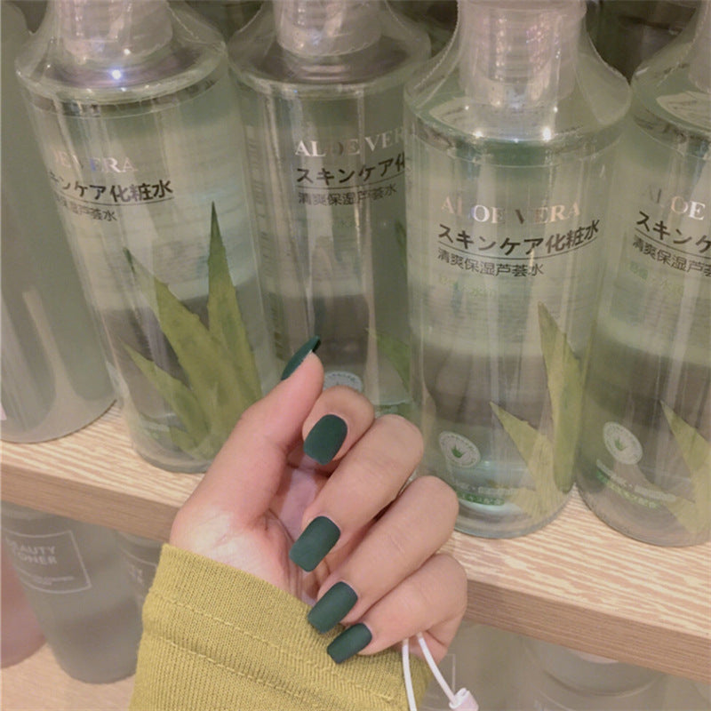 Enchanted Forest Matte Green Square-Shaped Medium Length Press On Nail Set with Durable Adhesive Tabs