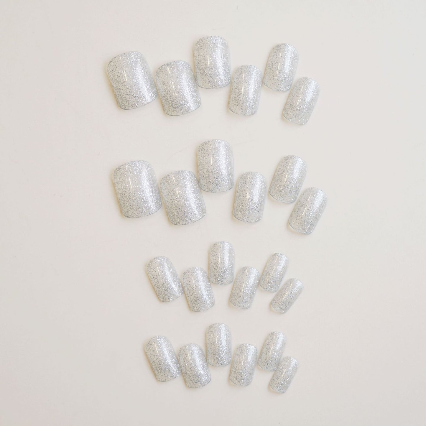 Glistening Winter Wonderland Medium Square Silver Glitter Press-On Nail Set with Stunning Shimmer Finish