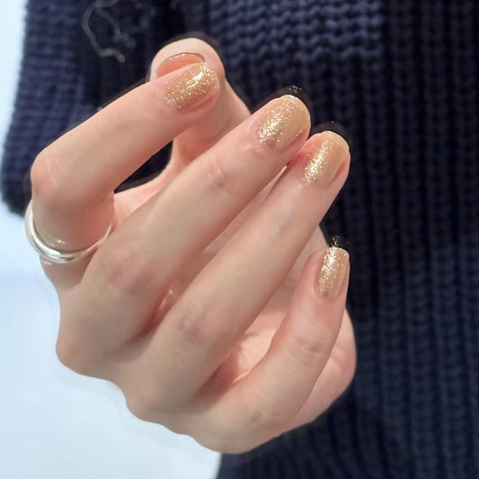 Glamorous Golden Glow Short Square Short Press-On Nail Set with Sparkling Finish