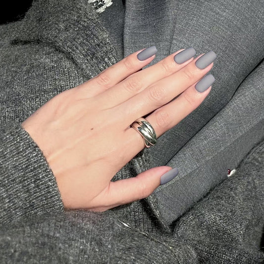 Chic Elegance Medium Square Matte Gray Press-On Nail Set with Stunning Finish