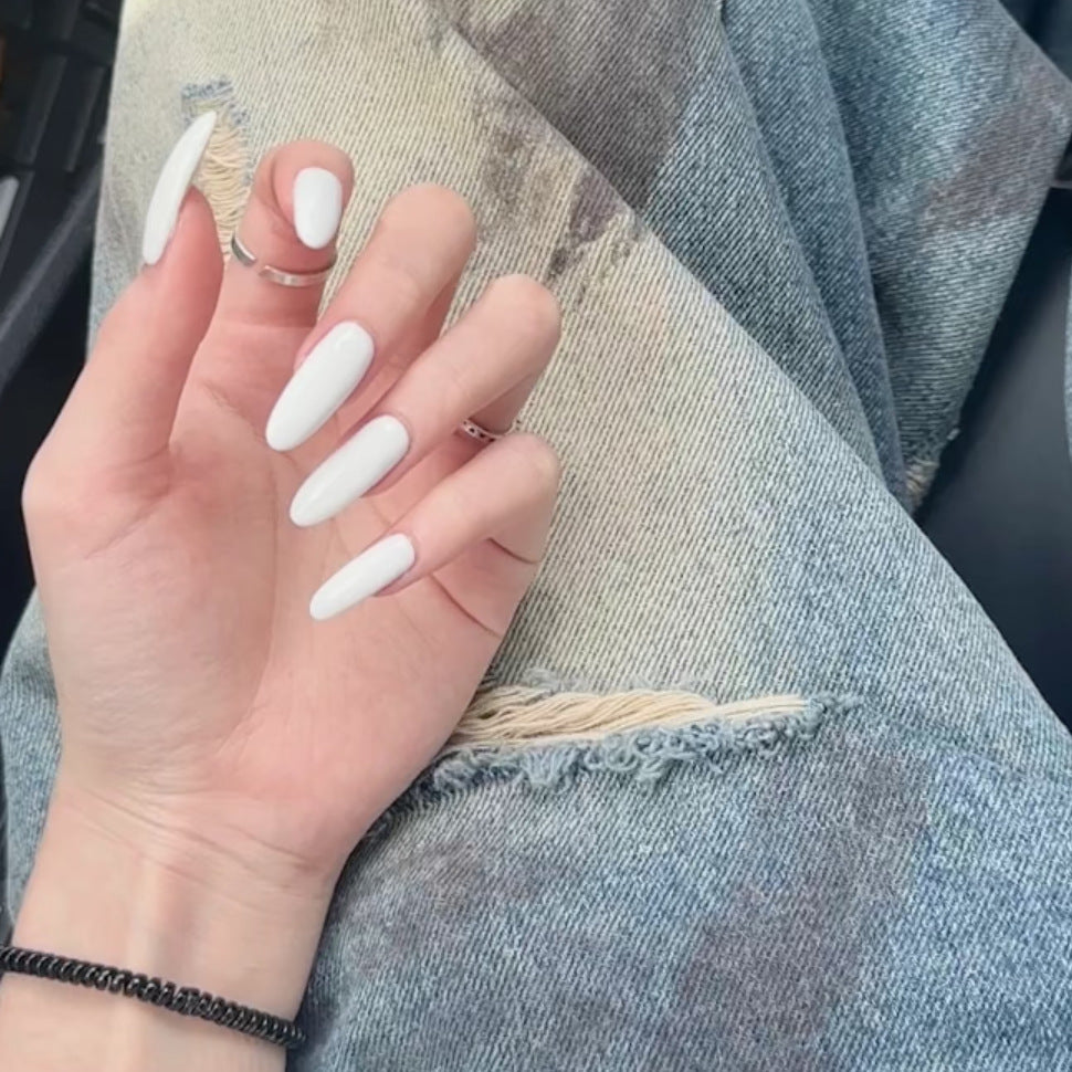 Elegant Winter Dream Long Oval White Press-On Nail Set with Glossy Finish