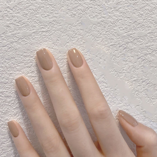 Elegant Chic Medium Square Beige Press on Nail Set with a Glossy Finish