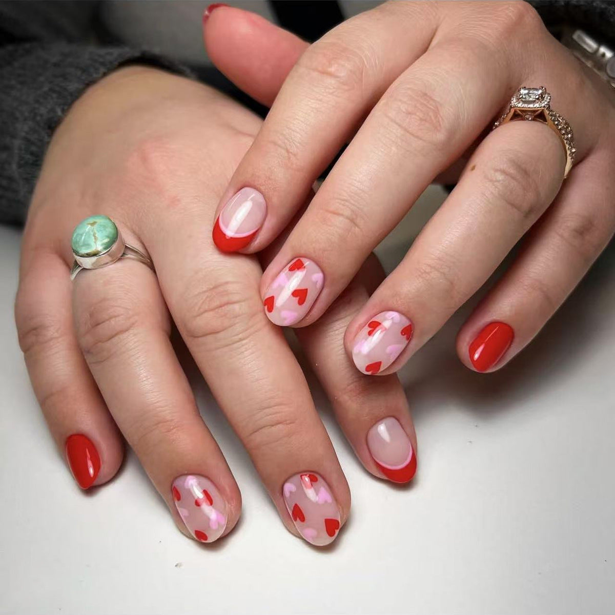 Romantic Heart Blossom Short Round Red and Pink Press On Nail Set with Unique Heart Pattern Design