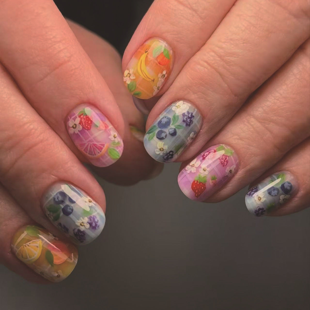 Fruitful Bliss Short Round Floral Design Nail Set