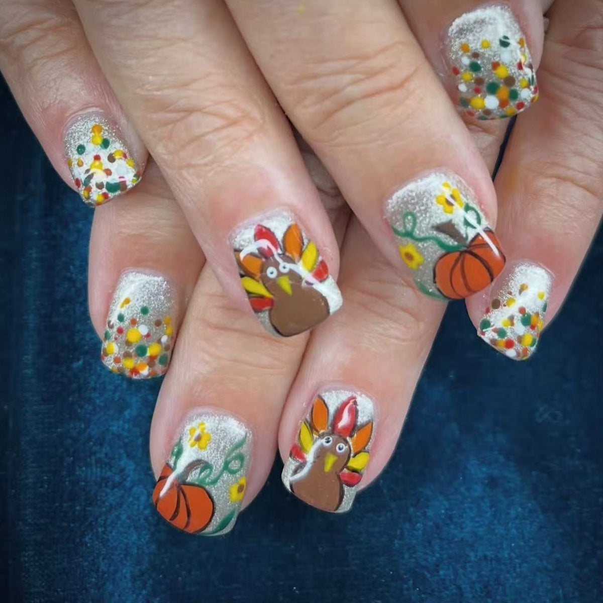 Thanksgiving Delight Short Square Multicolor with Thanksgiving-Themed Art Press-On Nail Set