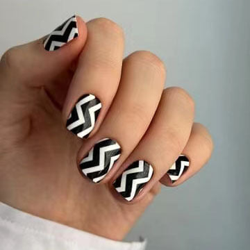 Chic Monochrome Chevron Design Short Square Black and White Press On Nail Set with Unique Patterned Finish